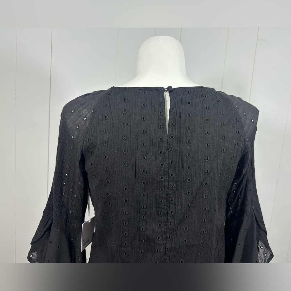 NWT LC Lauren Conrad Sz Large 3/4 Flared Sleeve Eyelet Blouse Slight Split Back - Picture 5 of 9